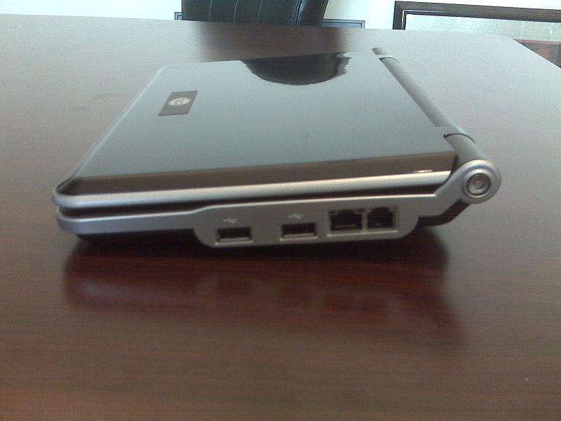 Illustration for article titled CTL IL1 Netbook $50 Cheaper Than Eee PC, Has Better Specs